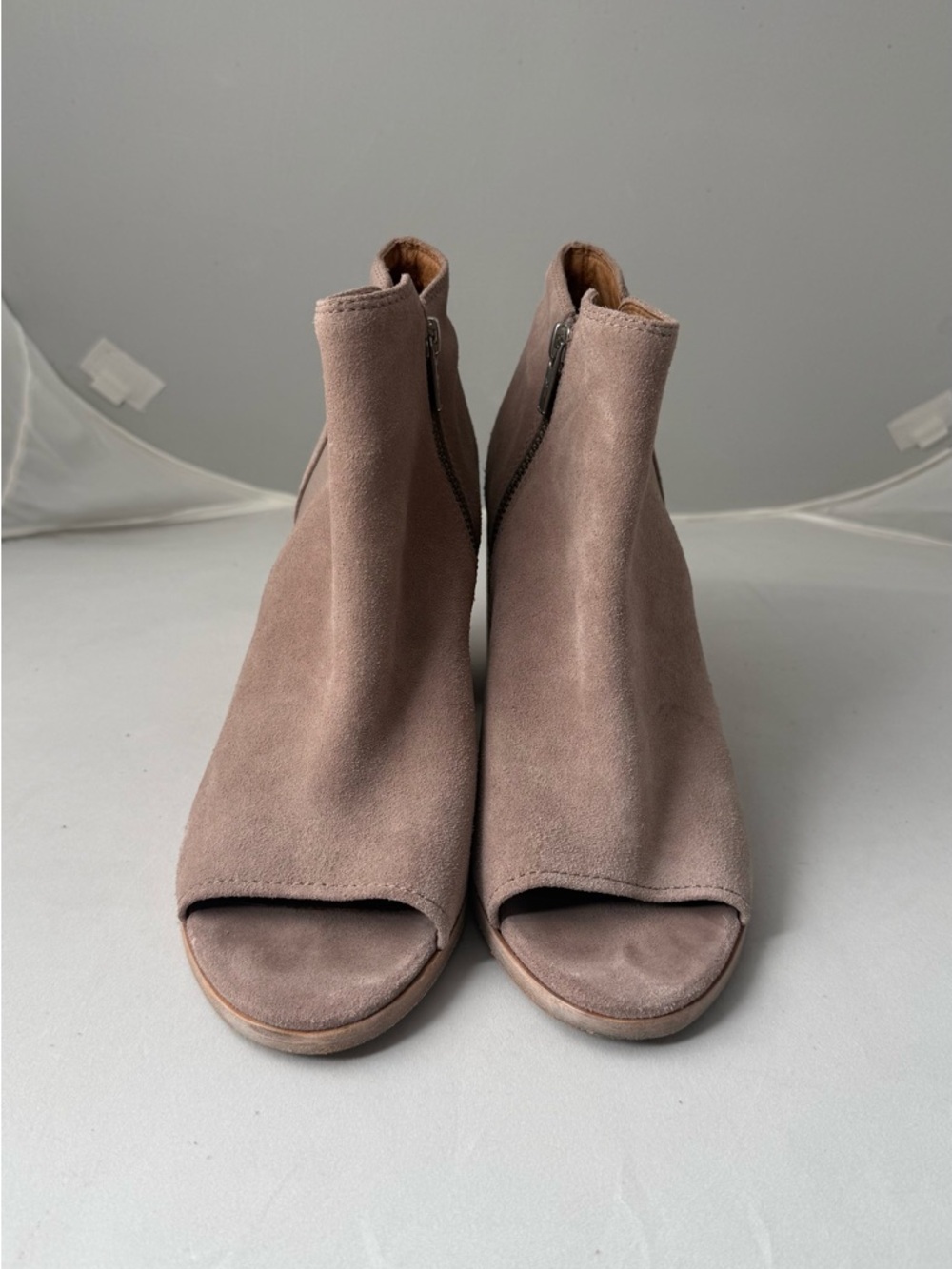 Frye Womens Danica Chelsea Peep Toe Ankle Booties